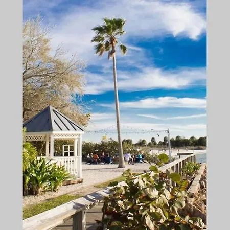 Sea Spray, Studio 114, Beach Steps Away! Pool+Wifi Ruskin Exterior foto