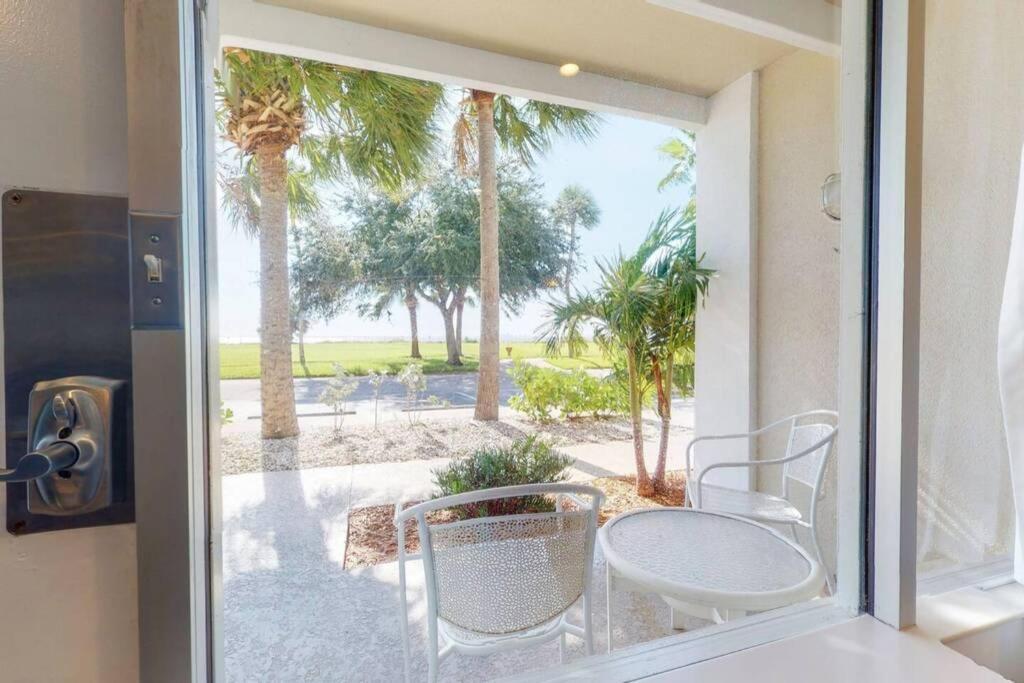 Sea Spray, 114, Steps Away! Pool+wifi Appartement